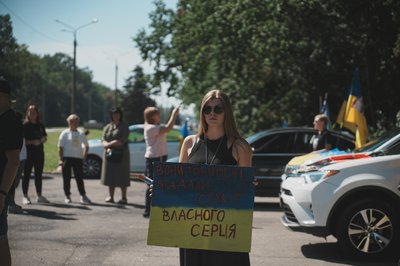 У Харкові відбувся автопробіг до Дня пам'яті загиблих захисників і захисниць 2 У Харкові відбувся автопробіг до Дня пам'яті загиблих захисників і захисниць 2