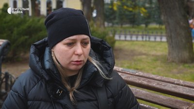"Не хочу, щоб тато загинув": донька і дружина чекають вдома безвісти зниклого військового "Не хочу, щоб тато загинув": донька і дружина чекають вдома безвісти зниклого військового