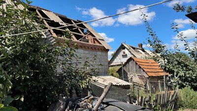 Наслідки обстрілу селище Райське Дружківська громада Донецька область 19 серпня 2025 рік Наслідки обстрілу селище Райське Дружківська громада Донецька область 19 серпня 2025 рік