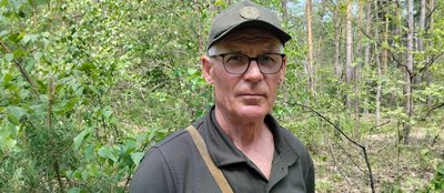 Розкладають вакцину вручну: у районі на Житомирщині вакцинують від сказу диких м'ясоїдних тварин Розкладають вакцину вручну: у районі на Житомирщині вакцинують від сказу диких м'ясоїдних тварин
