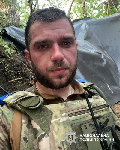 "За оборону України": черкаського поліцейського нагородили відзнакою "За оборону України": черкаського поліцейського нагородили відзнакою