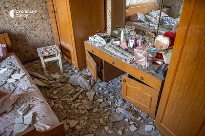 84-річного чоловіка діставали з-під завалів: РФ ударила по Одещині вдень 31 липня 84-річного чоловіка діставали з-під завалів: РФ ударила по Одещині вдень 31 липня