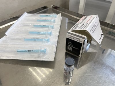 У лікарнях Полтавщини почали робити щеплення від COVID-19 бельгійською вакциною У лікарнях Полтавщини почали робити щеплення від COVID-19 бельгійською вакциною