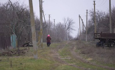 "Старе дерево не пересаджують". Історія Марії Луценко з Дніпропетровщини, яка живе у майже спорожнілому селі "Старе дерево не пересаджують". Історія Марії Луценко з Дніпропетровщини, яка живе у майже спорожнілому селі