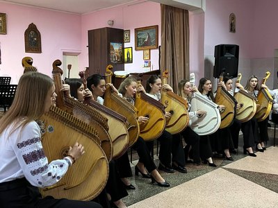 Геріатричний пансіонат, концерт, студенти Геріатричний пансіонат, концерт, студенти