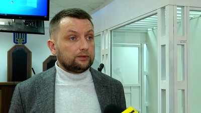 Вбивство дитини у Радомишлі: одного з підозрюваних лишили під домашнім арештом Вбивство дитини у Радомишлі: одного з підозрюваних лишили під домашнім арештом
