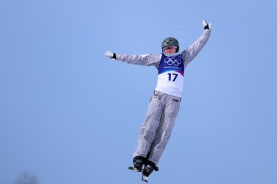 Діана Яблонська під час змагань у лижній акробатиці на Олімпійських іграх-2026 Діана Яблонська під час змагань у лижній акробатиці на Олімпійських іграх-2026