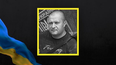 У Лубнах на Полтавщині попрощалися із двома воїнами, які загинули внаслідок атаки РФ У Лубнах на Полтавщині попрощалися із двома воїнами, які загинули внаслідок атаки РФ