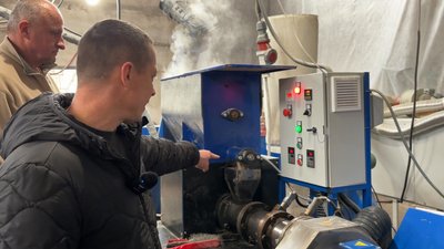 Усе почалося з любові до власного пса: ветеран із Волині виготовляє корми для собак і котів Усе почалося з любові до власного пса: ветеран із Волині виготовляє корми для собак і котів