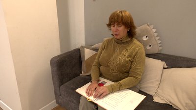 Незряча житомирянка підкорила Говерлу та літала над морем з парашутом