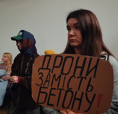 Вимагали скасувати детальний план і розформувати комісію: в Ужгородській міськраді обговорювали забудову набережної Вимагали скасувати детальний план і розформувати комісію: в Ужгородській міськраді обговорювали забудову набережної
