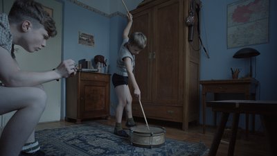 "Я не хотів історії з Голокостом як тлом": Інтерв'ю з режисером стрічки "Зона інтересу" Джонатаном Ґлейзером "Я не хотів історії з Голокостом як тлом": Інтерв'ю з режисером стрічки "Зона інтересу" Джонатаном Ґлейзером