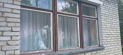 Буревій на Житомирщині: знеструмлено понад 20 тисяч осель та пошкоджено сотні будинків Буревій на Житомирщині: знеструмлено понад 20 тисяч осель та пошкоджено сотні будинків