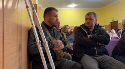 “Ми проти закриття школи": батьки відстоюють роботу спецшколи у селі Чудель на Рівненщині