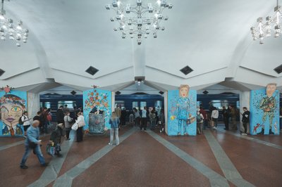 Малюнки дітей в метро у Харкові Малюнки дітей в метро у Харкові