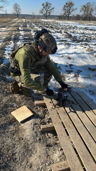 "Російський військовий застрелився коли побачив дрон": як ІТ-вець Дмитро став оператором БпЛА 128 бригади "Дике поле" "Російський військовий застрелився коли побачив дрон": як ІТ-вець Дмитро став оператором БпЛА 128 бригади "Дике поле"