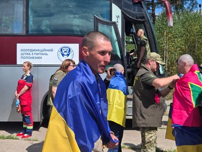 Обмін 19 серпня: п'ятеро жителів Рівненщини повернулися з російського полону Обмін 19 серпня: п'ятеро жителів Рівненщини повернулися з російського полону