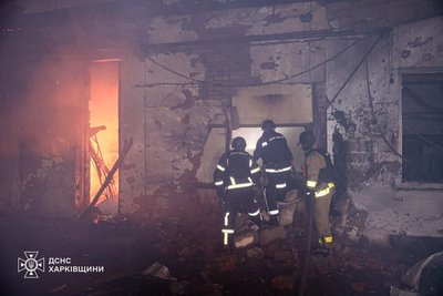 Шевченківський район Харкова атакували російські безпілотники, сталися пожежі, 30 липня 2025 року 6 Шевченківський район Харкова атакували російські безпілотники, сталися пожежі, 30 липня 2025 року 6