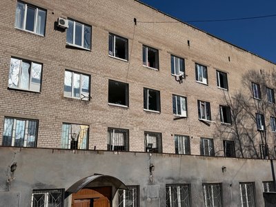 "Я прожила дуже жахливу ніч". Що відбувається на місцях ударів РФ по Дніпру та що про атаку розповіли місцеві жителі "Я прожила дуже жахливу ніч". Що відбувається на місцях ударів РФ по Дніпру та що про атаку розповіли місцеві жителі