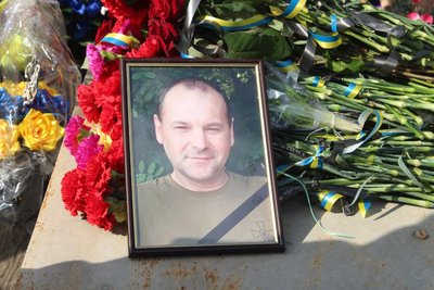 В Охтирці попрощались з Андрієм Лаштуном і Сергієм Тронем В Охтирці попрощались з Андрієм Лаштуном і Сергієм Тронем