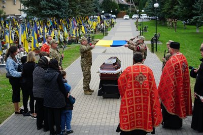 В Ужгороді попрощалися із захисником Вʼячеславом Беком