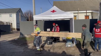 "Відбудуємо, головне — живі": наслідки нічної дронової атаки безпілотників на Черкащину "Відбудуємо, головне — живі": наслідки нічної дронової атаки безпілотників на Черкащину