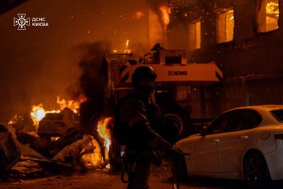 Росія атакувала Київ балістичними ракетами: одна людина загинула, двоє — травмовані