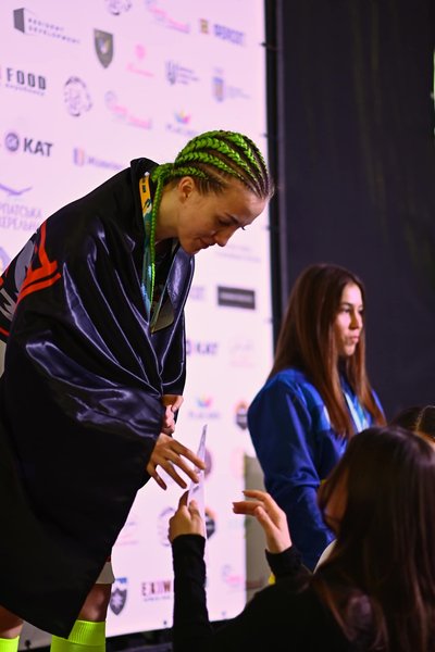 Черкаські боксери привезли дев'ять нагород із чемпіонату України Черкаські боксери привезли дев'ять нагород із чемпіонату України
