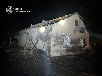 У Запорізькі області через обстріли РФ сталося дев'ять пожеж: є поранені У Запорізькі області через обстріли РФ сталося дев'ять пожеж: є поранені