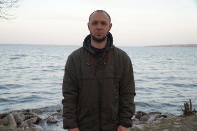 Провів 11 днів на тонкій кризі без їжі: як житель Дніпропетровщини врятував собаку з пастки посеред водойми Провів 11 днів на тонкій кризі без їжі: як житель Дніпропетровщини врятував собаку з пастки посеред водойми