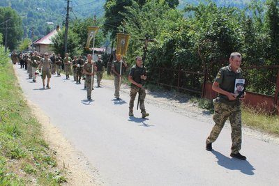 На Закарпатті попрощалися із полеглим захисником Василем Герасимчуком На Закарпатті попрощалися із полеглим захисником Василем Герасимчуком