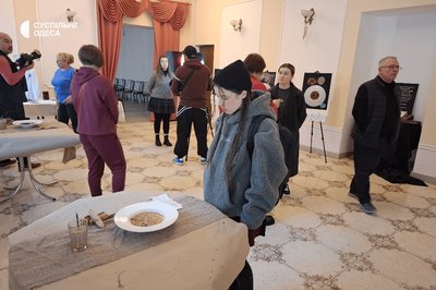Як виживали під час Голодомору: в Одесі показали страви з архівних свідчень Як виживали під час Голодомору: в Одесі показали страви з архівних свідчень