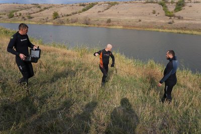 Підводне розмінування: як працюють рятувальники Херсонщини Підводне розмінування: як працюють рятувальники Херсонщини