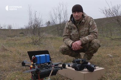 Випробовування робособак та інших наземних дронів: чим і як воюють у 122 окремій бригаді ТРО Випробовування робособак та інших наземних дронів: чим і як воюють у 122 окремій бригаді ТРО