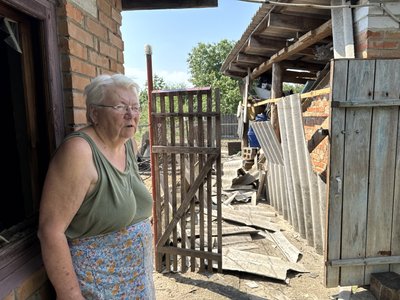 "Бабі «подарунок» на 75 років": жителі Диканської ТГ розповіли про наслідки обстрілу РФ "Бабі «подарунок» на 75 років": жителі Диканської ТГ розповіли про наслідки обстрілу РФ
