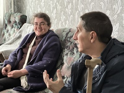 Виїхали — і в той же день прилетіло. Як родину з Добропілля евакуювали “Білі янголи” Виїхали — і в той же день прилетіло. Як родину з Добропілля евакуювали “Білі янголи”