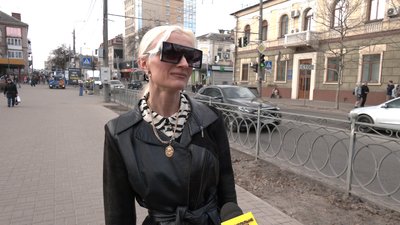 Заборонили рух електротранспорту в пішохідних зонах Рівного. Що про це кажуть рівняни Заборонили рух електротранспорту в пішохідних зонах Рівного. Що про це кажуть рівняни
