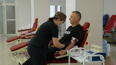 "Потреба зростає": у Кропивницькому напередодні нового року бракує донорів крові "Потреба зростає": у Кропивницькому напередодні нового року бракує донорів крові