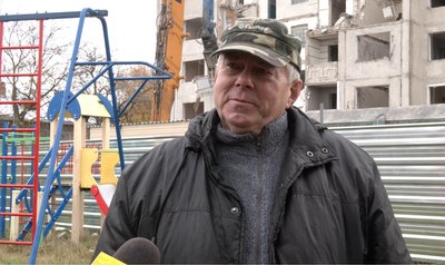 "Хочеться плакати":у Луцьку спецтехніка демонтує пошкоджений під час атаки РФ будинок на Озерецькій "Хочеться плакати":у Луцьку спецтехніка демонтує пошкоджений під час атаки РФ будинок на Озерецькій