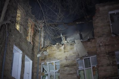 Пошкоджена влучанням лікарня, Харків, 28 лютого 2025 року Пошкоджена влучанням лікарня, Харків, 28 лютого 2025 року