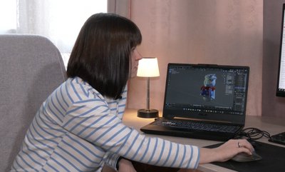 У Луцьку дизайнерка розвиває 3D-друк, поки її чоловік служить у війську У Луцьку дизайнерка розвиває 3D-друк, поки її чоловік служить у війську