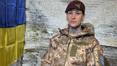 Бріттні "Жук" військовослужбовиця 25 бригади Донецька область Бріттні "Жук" військовослужбовиця 25 бригади Донецька область