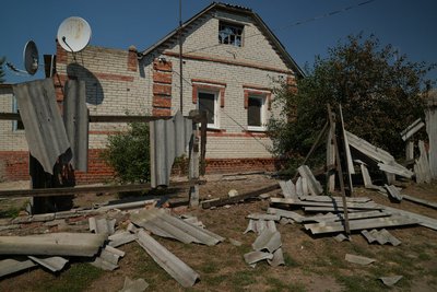 Чотири людини поранені через удар російського БпЛА у Садівській громаді Чотири людини поранені через удар російського БпЛА у Садівській громаді