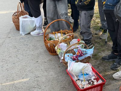 Великдень у Дніпрі: у церквах та храмах освячують паски