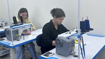 Опанування нових професій за 2 місяці: як працює центр освіти для дорослих у Вознесенську Опанування нових професій за 2 місяці: як працює центр освіти для дорослих у Вознесенську