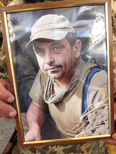 У Полтаві попрощалися із сержантом Сергієм Правденком, який отримав поранення на Донеччині У Полтаві попрощалися із сержантом Сергієм Правденком, який отримав поранення на Донеччині