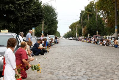 у Чернівцях прощалися з бойовою медикинею Чуріковою у Чернівцях прощалися з бойовою медикинею Чуріковою