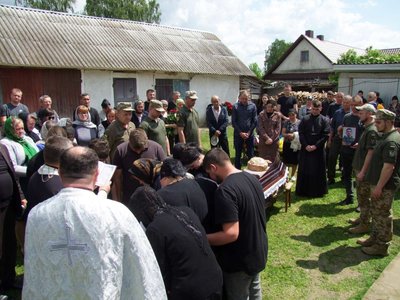 Леонід Безушко, похорон Леонід Безушко, похорон