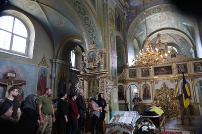 В Луцькій громаді провели в останню путь полеглого на війні Олександра Каленюка