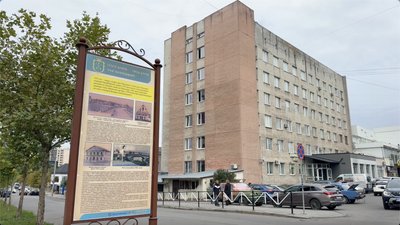 Будинок Побуту у Хмельницькому. Місце, де спочатку жив Ісаак Будинок Побуту у Хмельницькому. Місце, де спочатку жив Ісаак